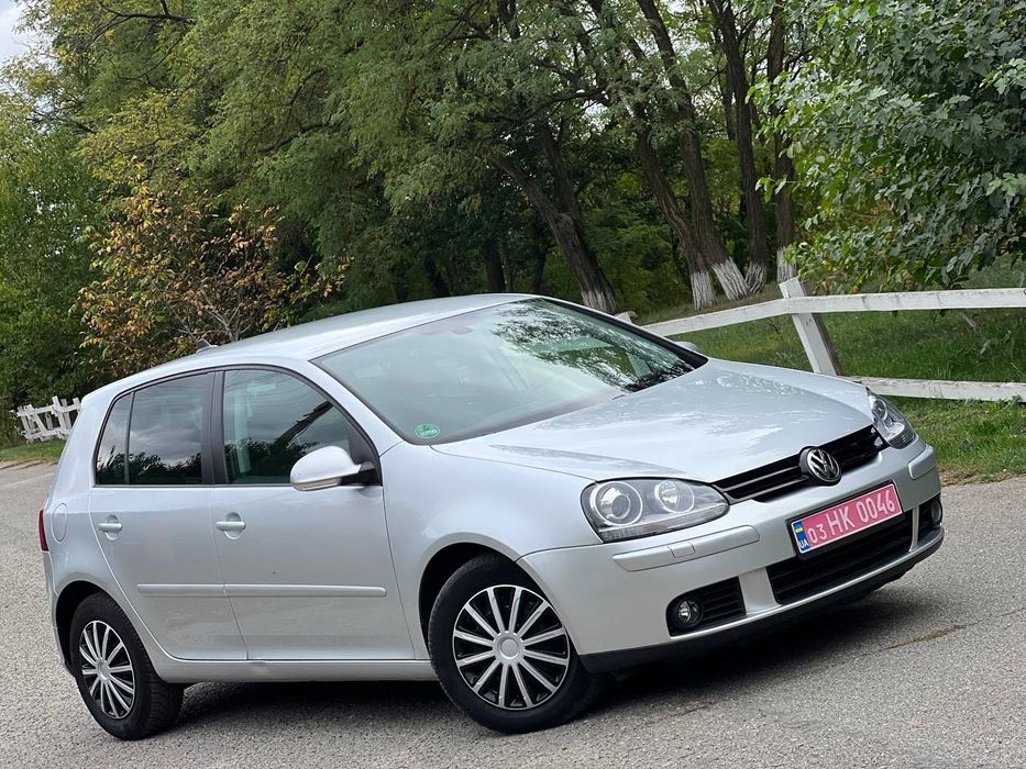 Volkswagen Golf R line