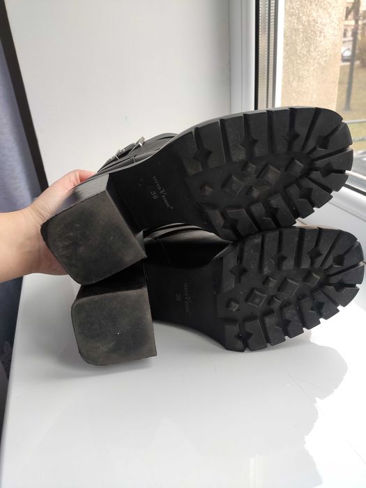 Шкіряні ботильйони Vitto Rossi байка 36 р.