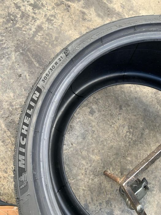 Шини 305/30 R21 пара Michelin 2023p зима 7мм