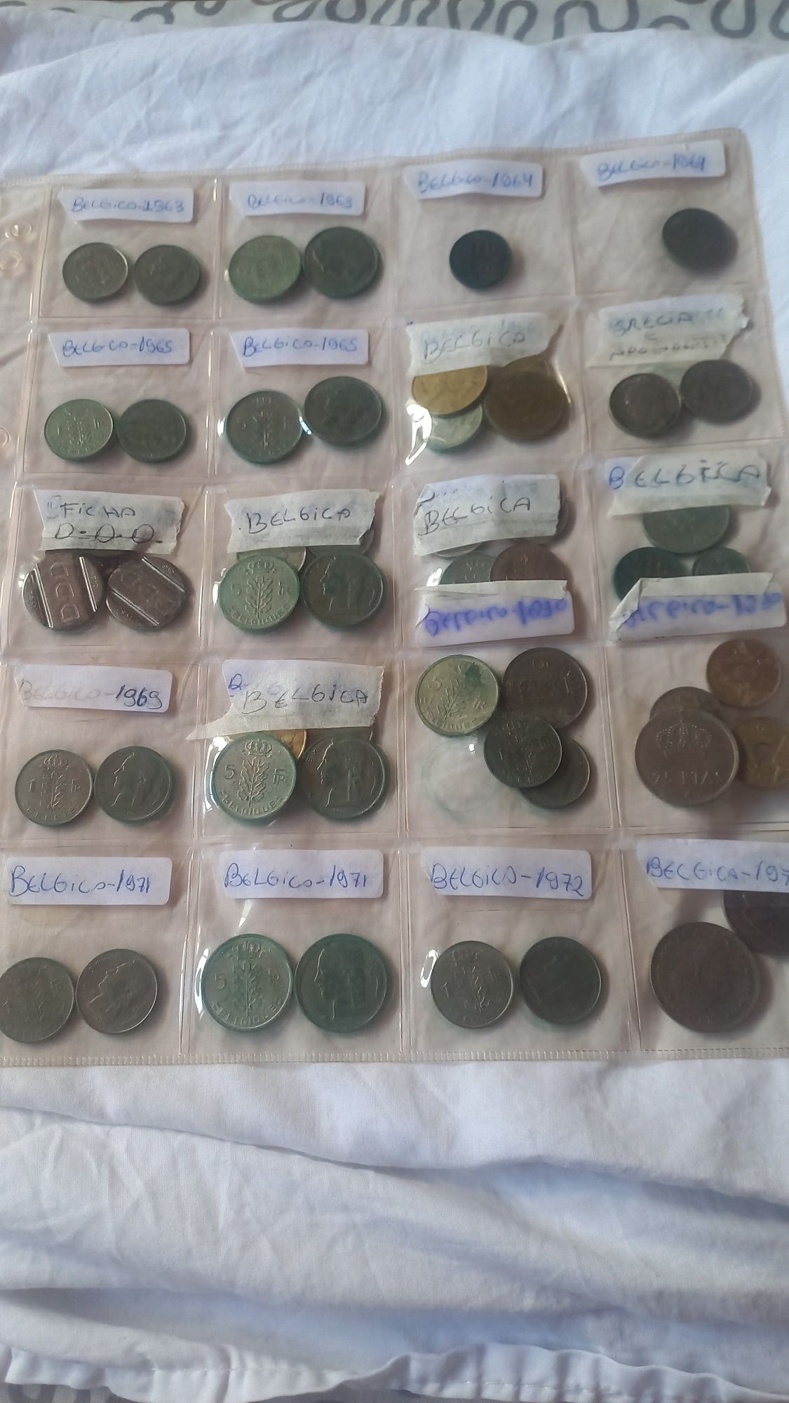 Moedas antigas vários países ótimo estados imperdível tenho muitas !!