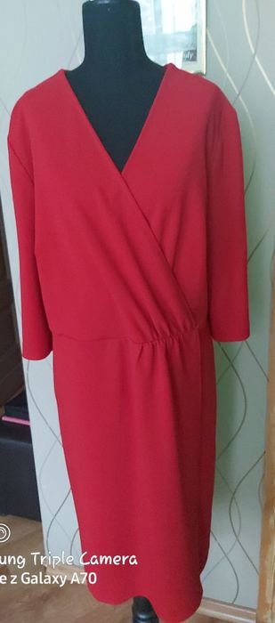 Sukienka ciemno czerwona