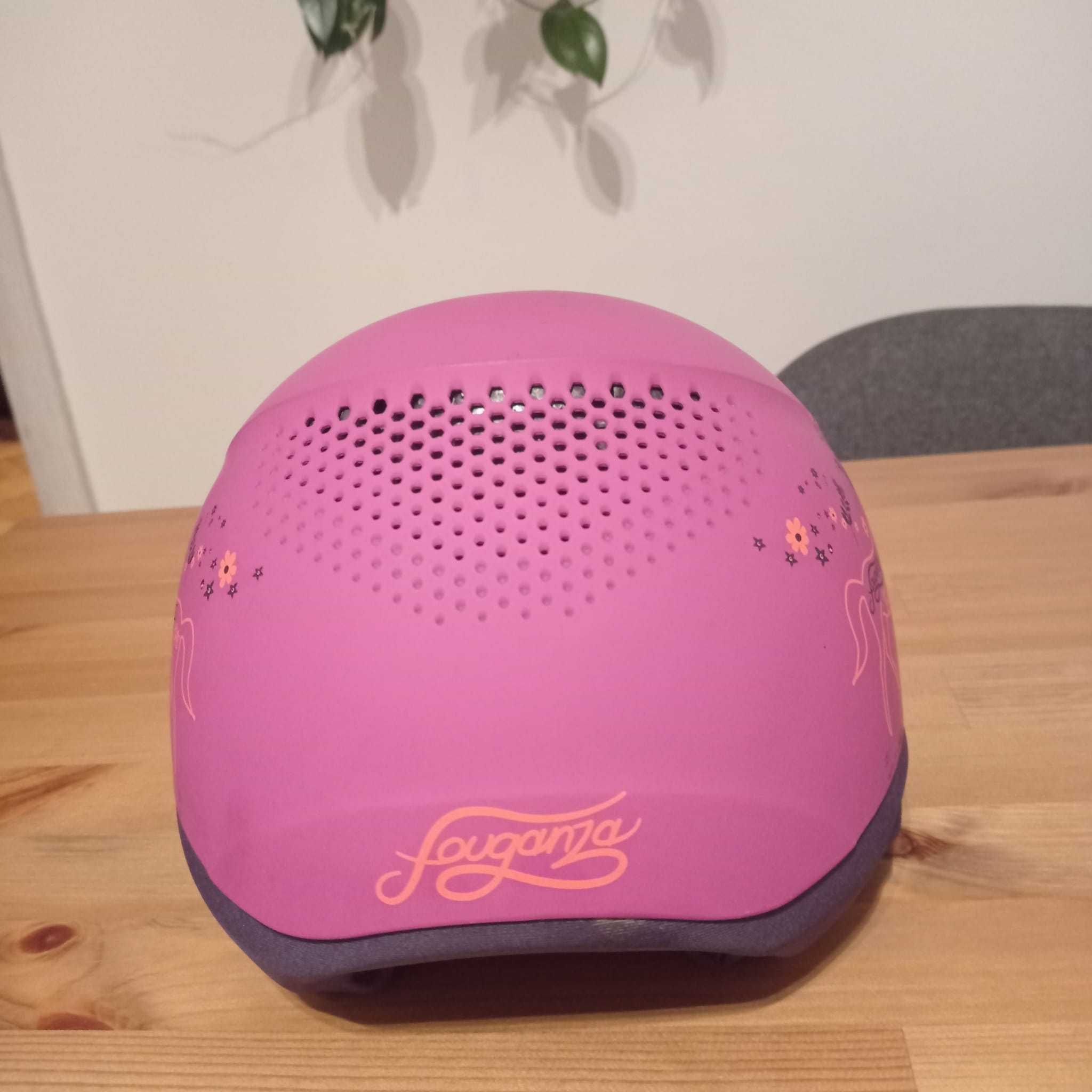 Toczek, kask jeździecki różowy