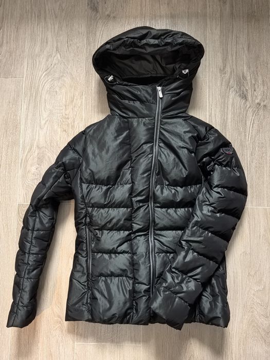 Helly hansen puchowa kurtka super stan M