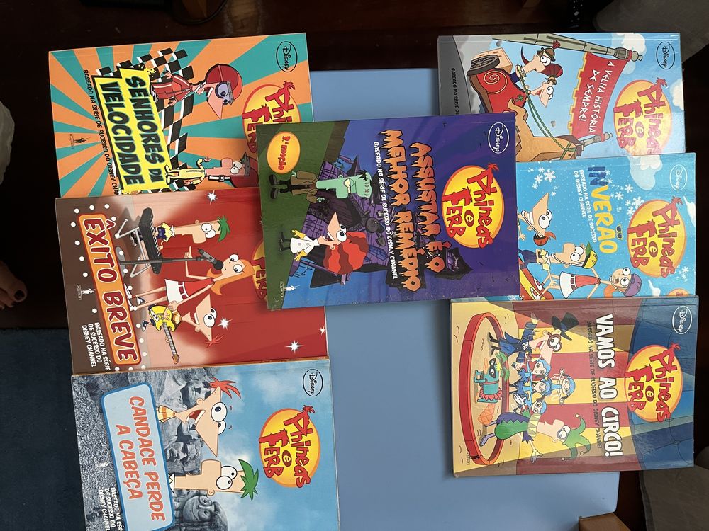 Livros juvenis.