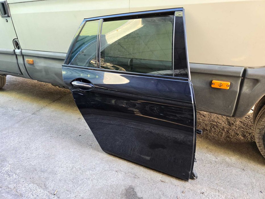 Porta traseira trás direita BMW Serie 5 F11 Carrinha (2010 a 2017)