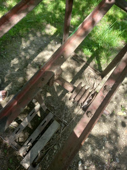 Stół metalowy piła