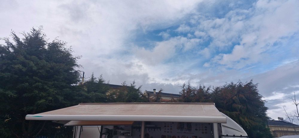 Toldo retratil fiamma para autocaravana ou parede