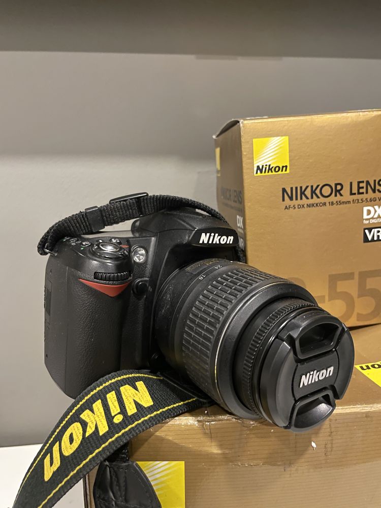 Nikond D90 + Nikkor 18-55mm