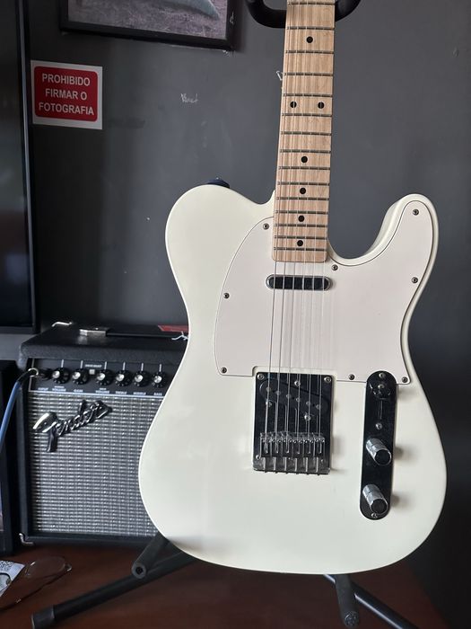 Telecaster Fender Squier + Amp Fender 20G