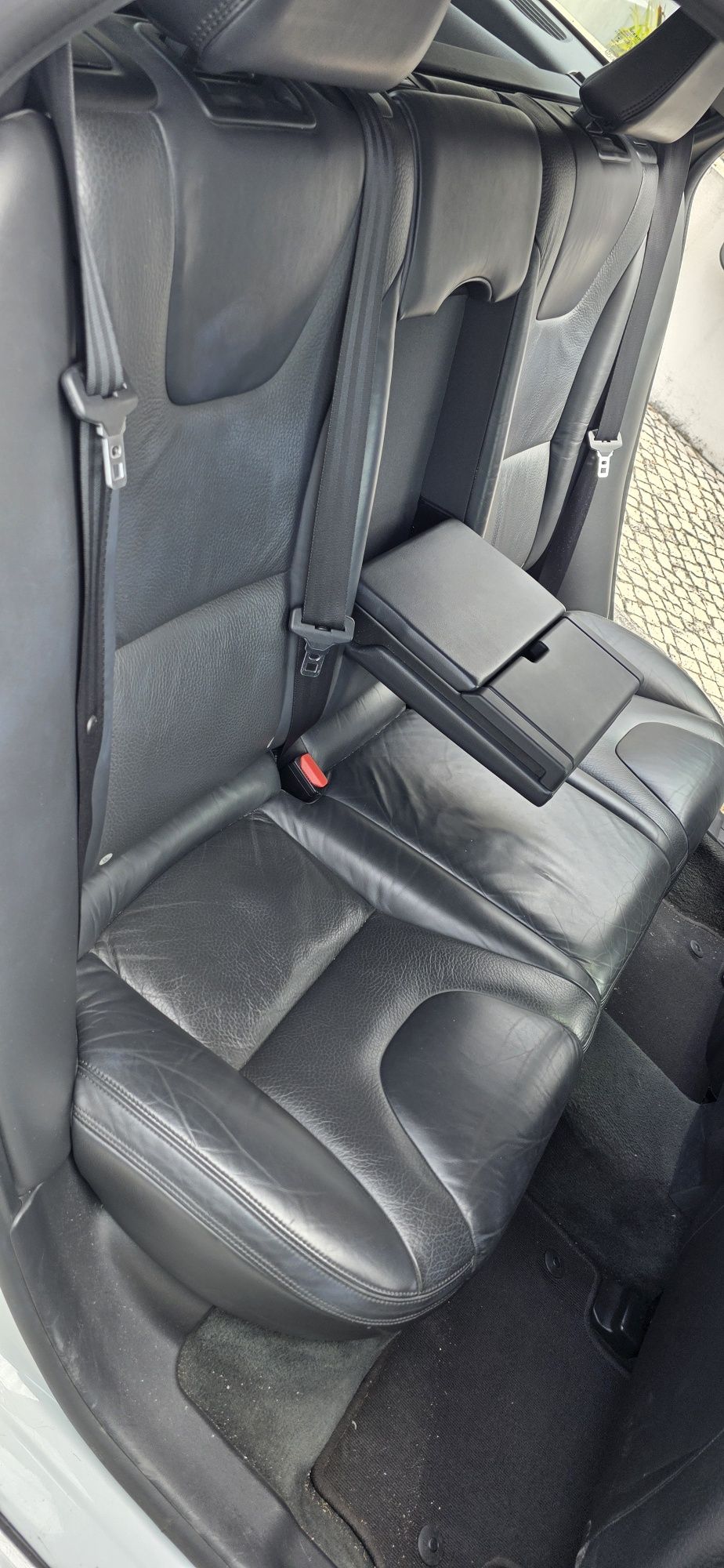 Volvo V60 D6 2.4