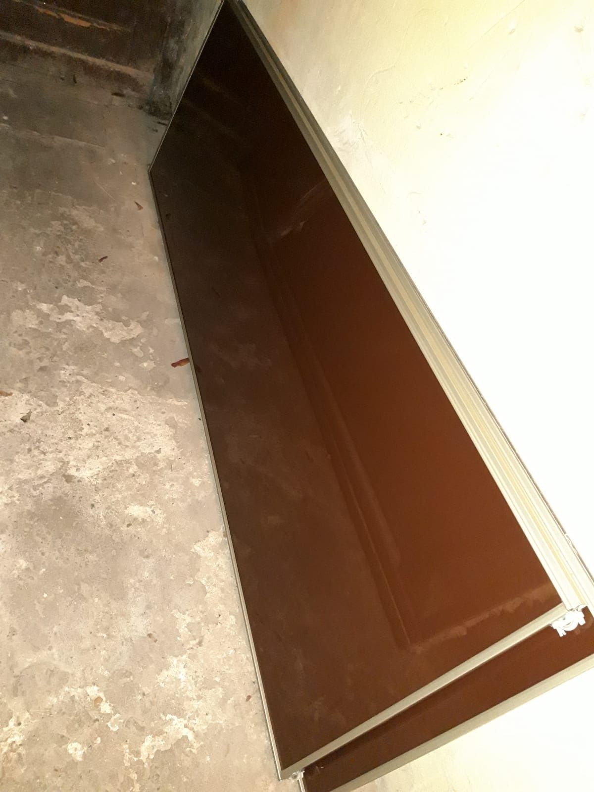 Drzwi przesuwne do zabudowy szafy