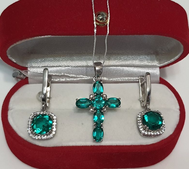 Срібні сережки серебряные серьги