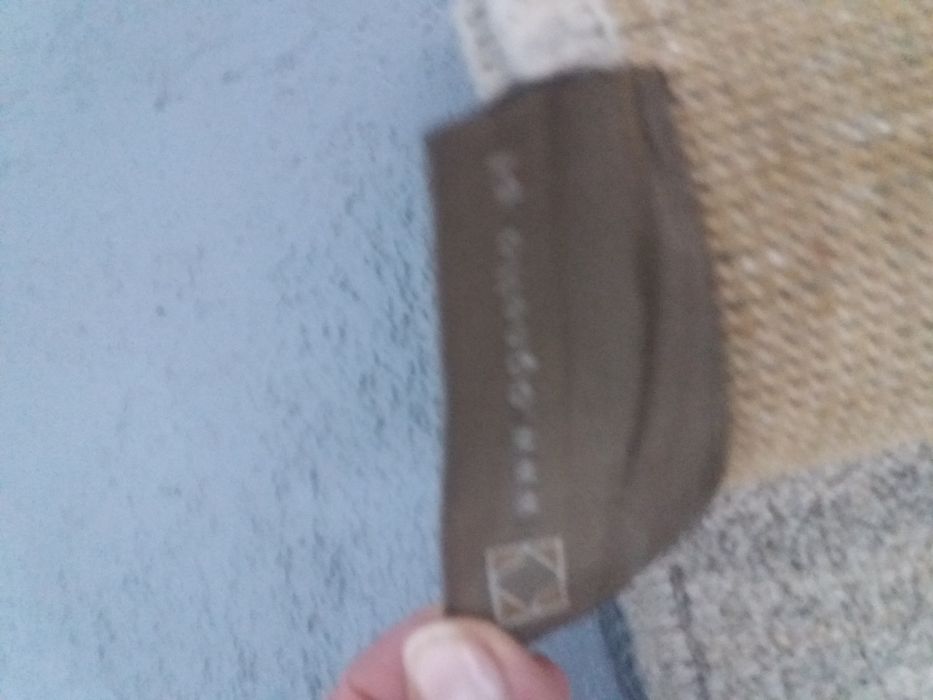 Welniany dywan szary