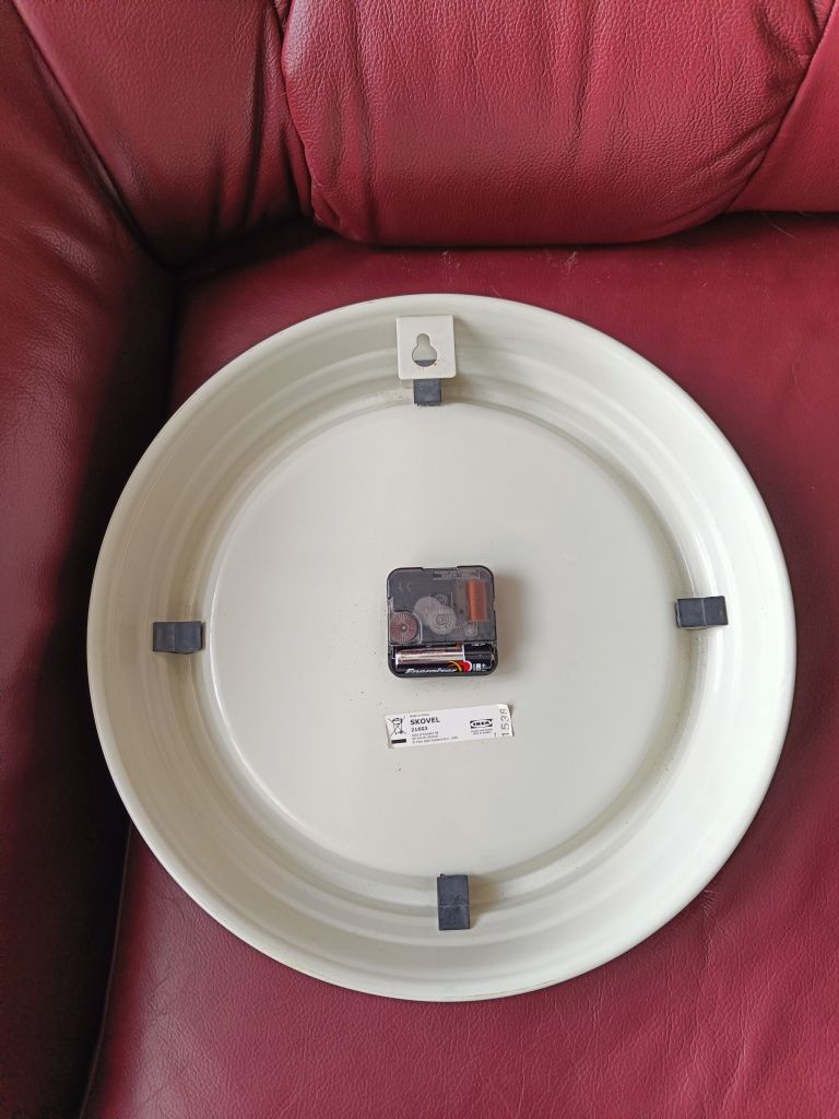 Zegar ścienny Ikea jak nowy.