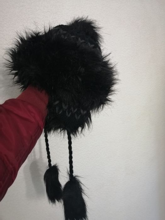 Шапка брендова Bergamo у тренді.