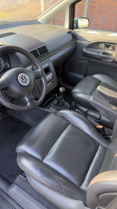 Volkswagen Sharan 1.9TDI 6 biegów skóra 7-osobowe tempomat wersja exclusive