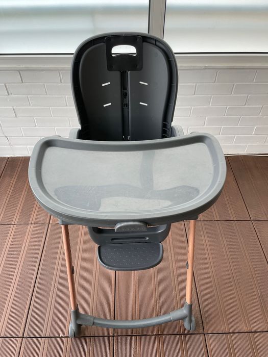 Cadeira de comer para bebe MaxiCosi Minla