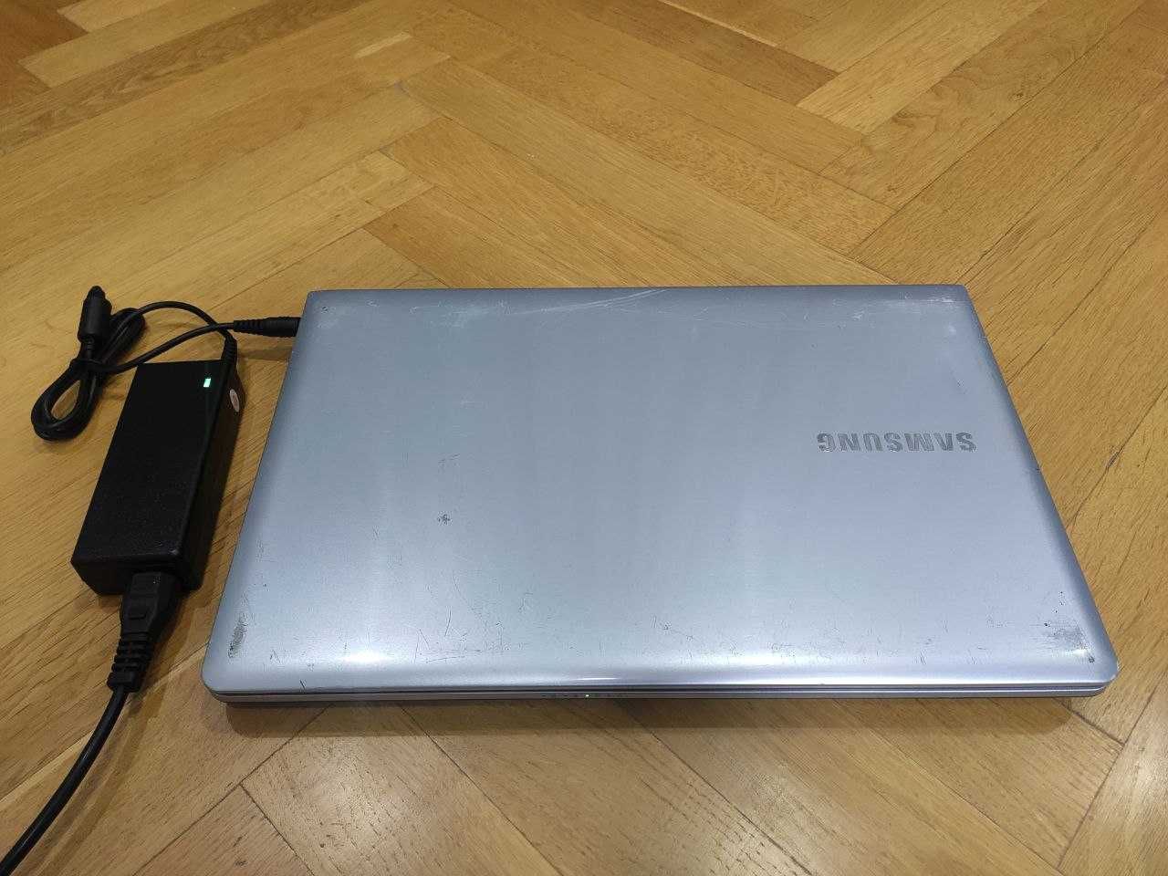 Ноутбук Samsung NP300 15.6 Intel Ram 4Gb SSD 128Gb DVD