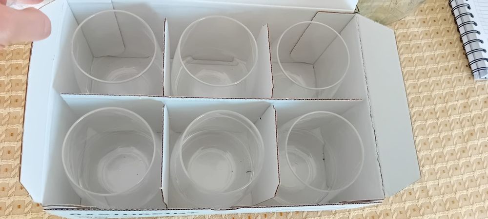 Copos de água novos IKEA