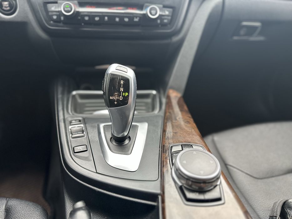 В продажі BMW 3 Series