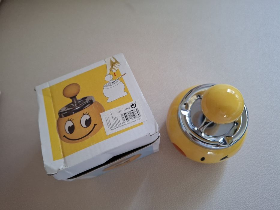 Peça icónica,  cinzeiro