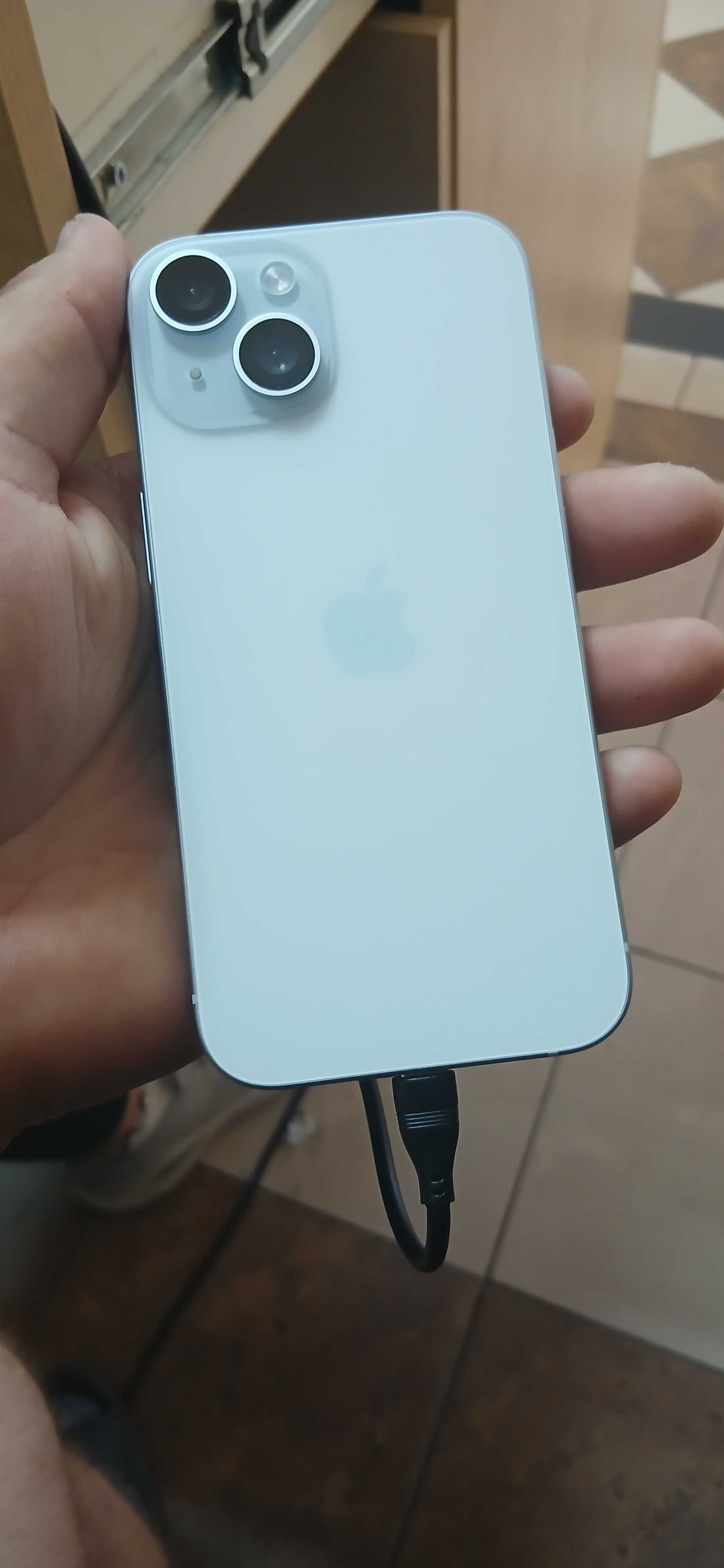 Iphone 15 128gb blue оригінал, з заводськими пломбами акб 100