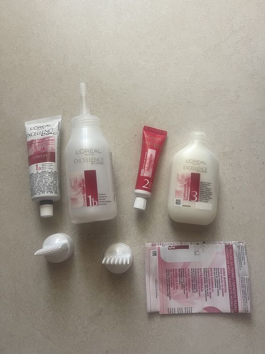 Фарба для волосся L’oreal Excellence Pure Blonde 01