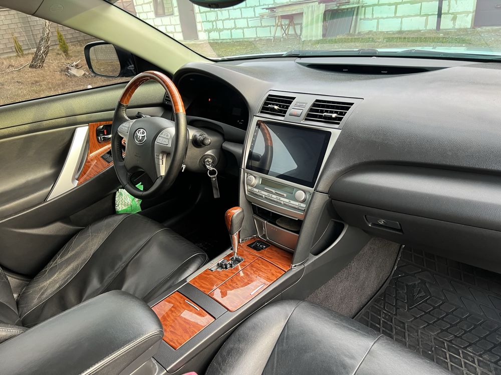 Toyota camry 3.5 2008 рік