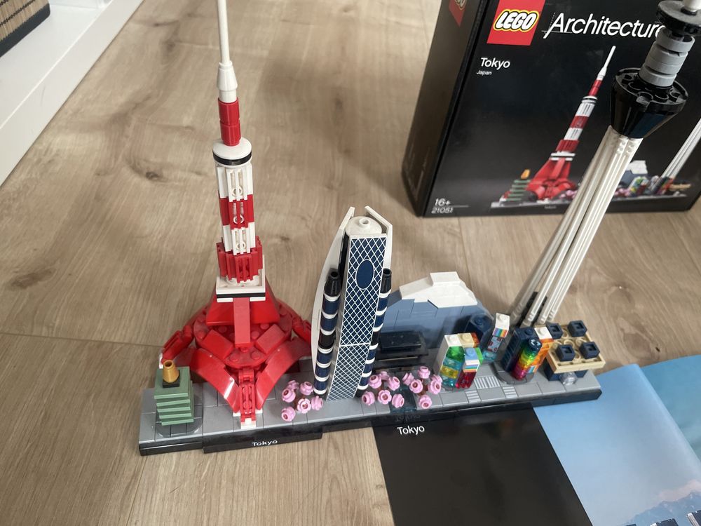 Lego architecture tokio 21051