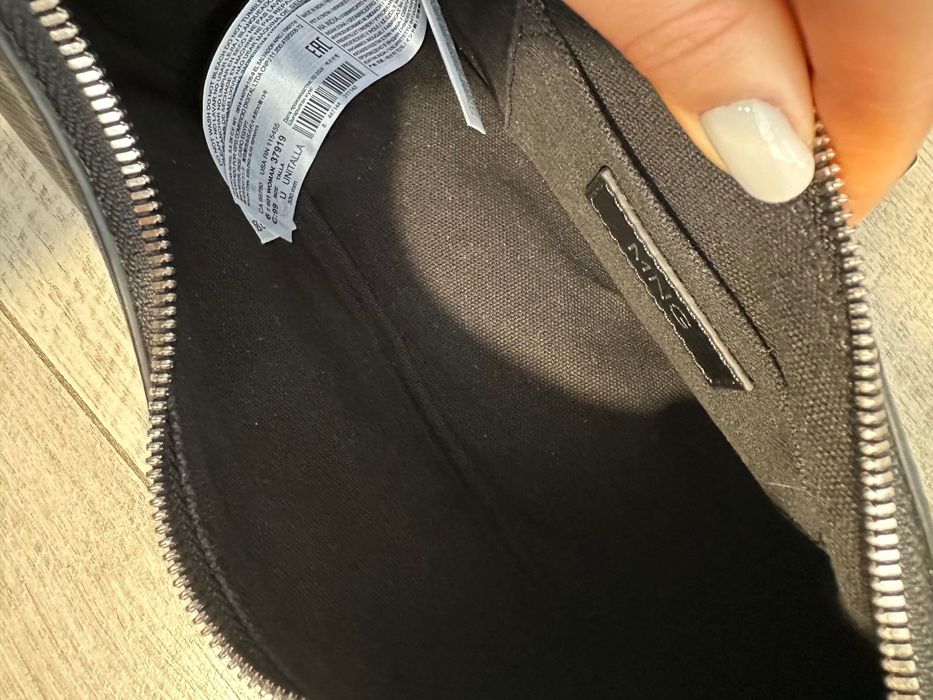 Стильна шкіряна сумка Mango