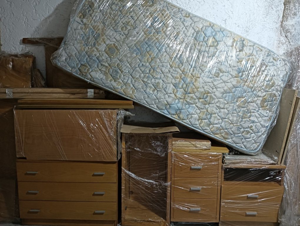 Quarto estúdio com cama de solteiro