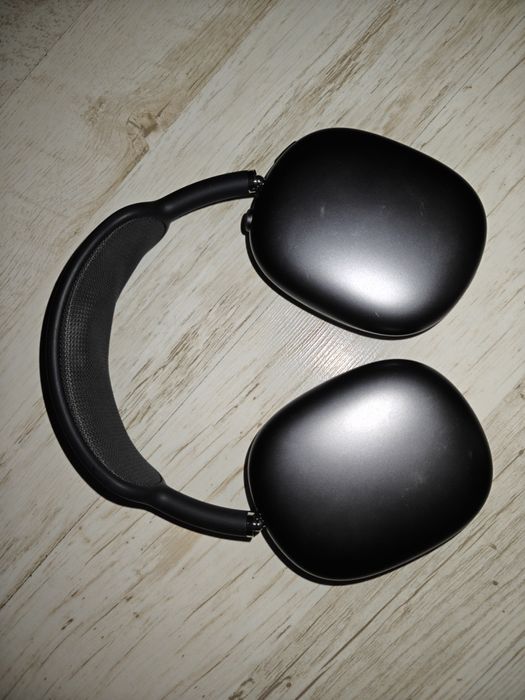Продам Airpods Max 1