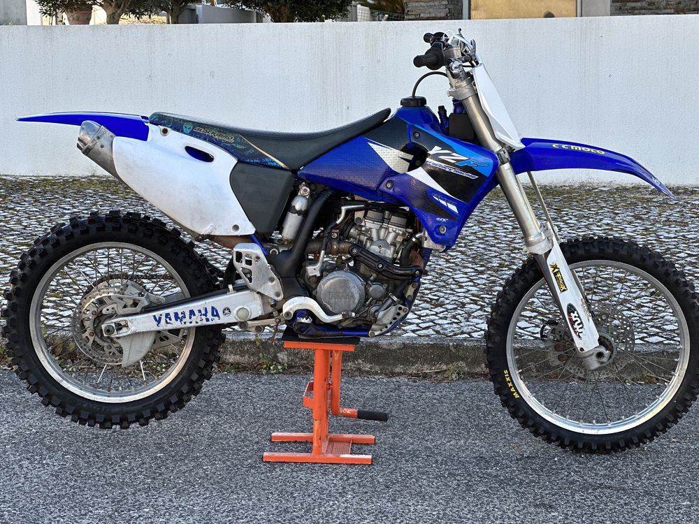 YAMAHA YZ250F - Oportunidade (Desde 66€/Mês)