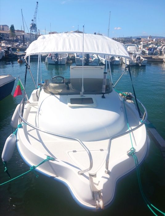 RESERVADO Barco Baleote 460