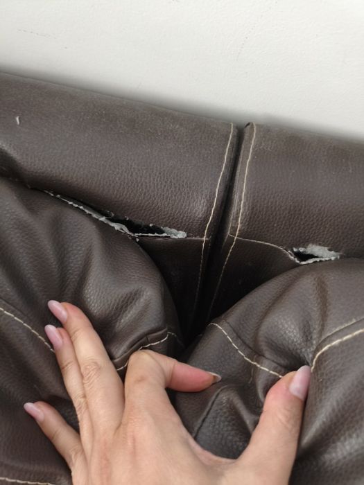 Sofá castanho chaise-longue