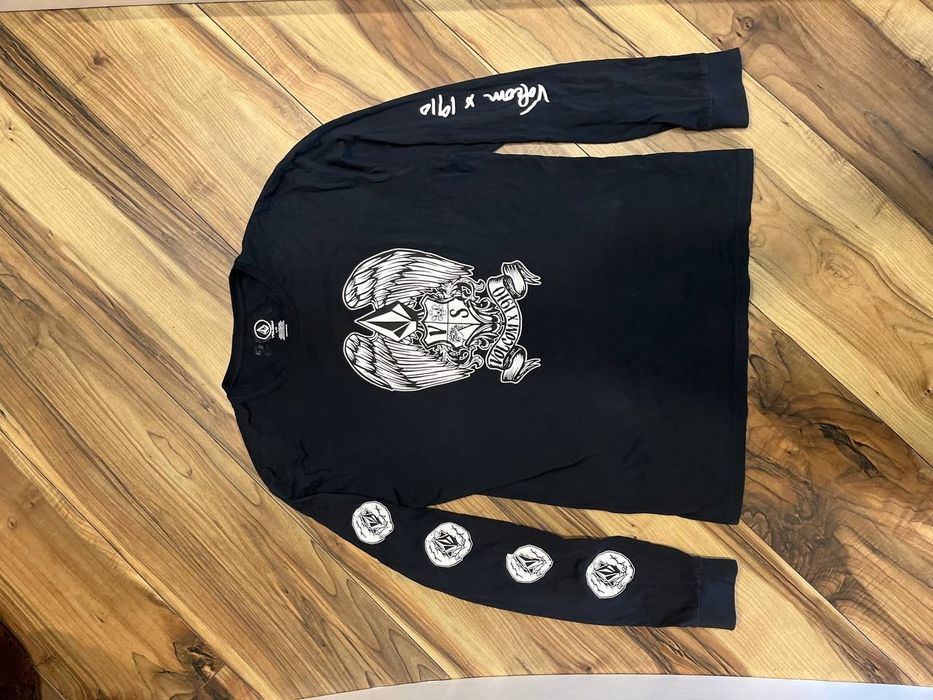 Лонгслив Volcom.