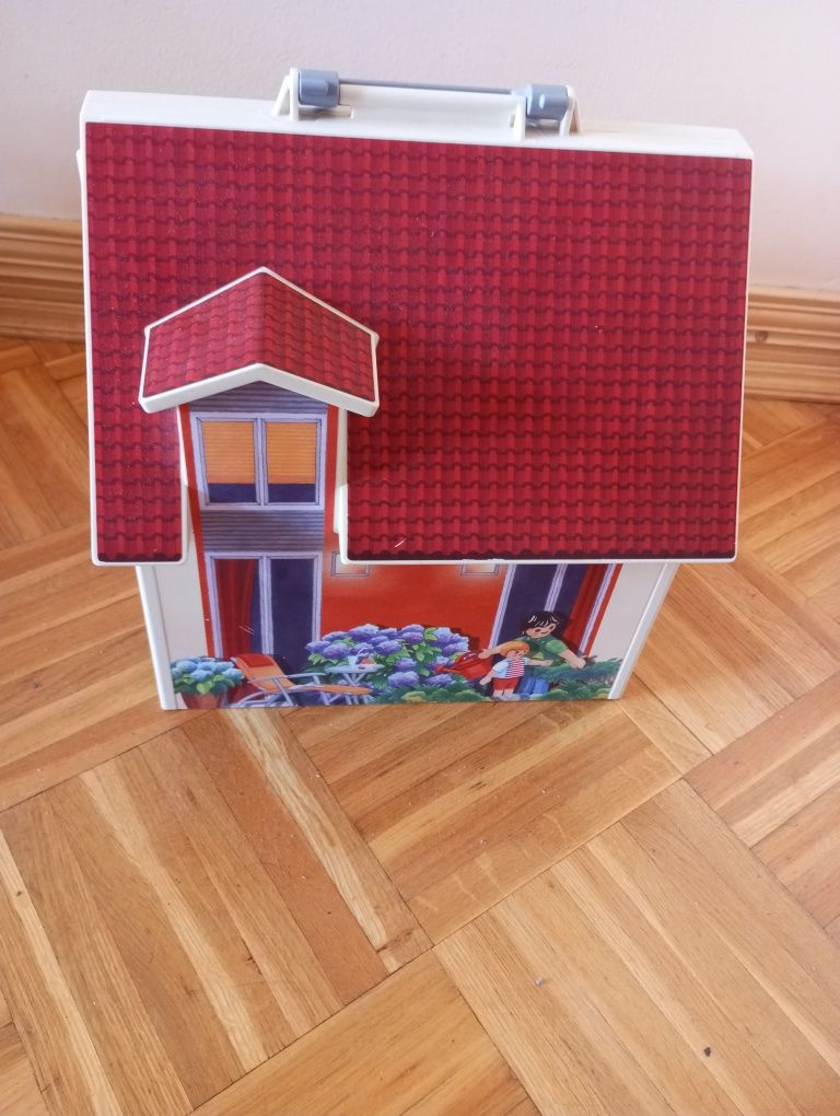 Domek dla lalek przenośny Playmobil (zamknięcie uszkodzone (2zdjecie))