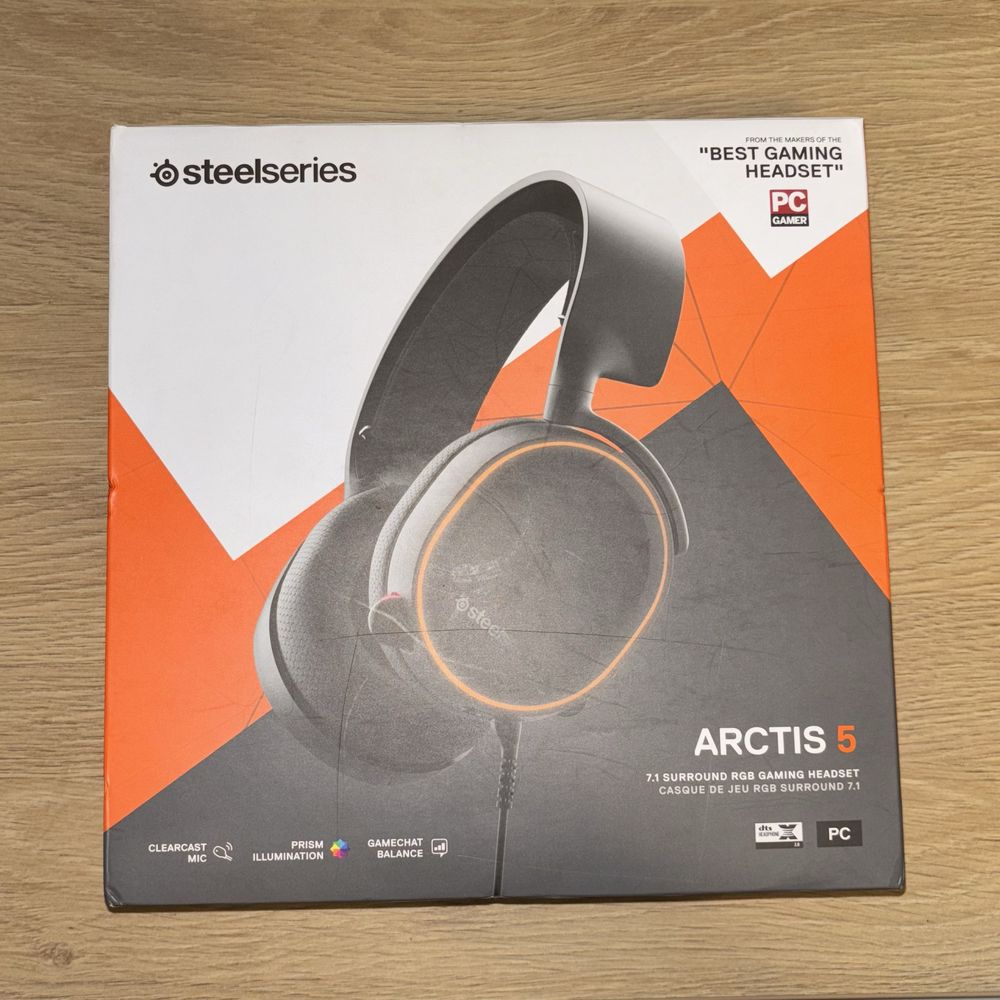 Słuchawki ARCTIS 5