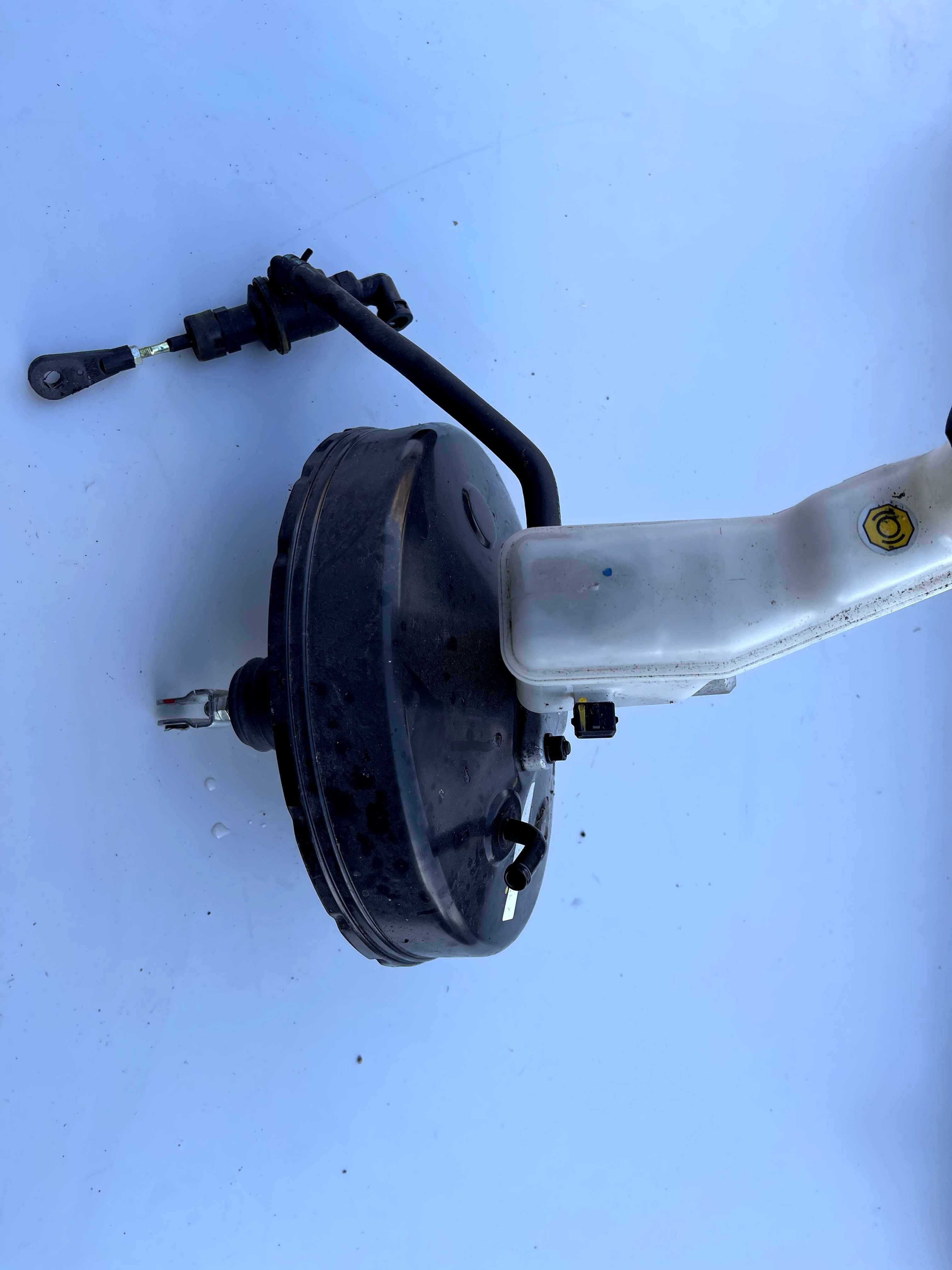 Serwo Hyundai ix35 12-