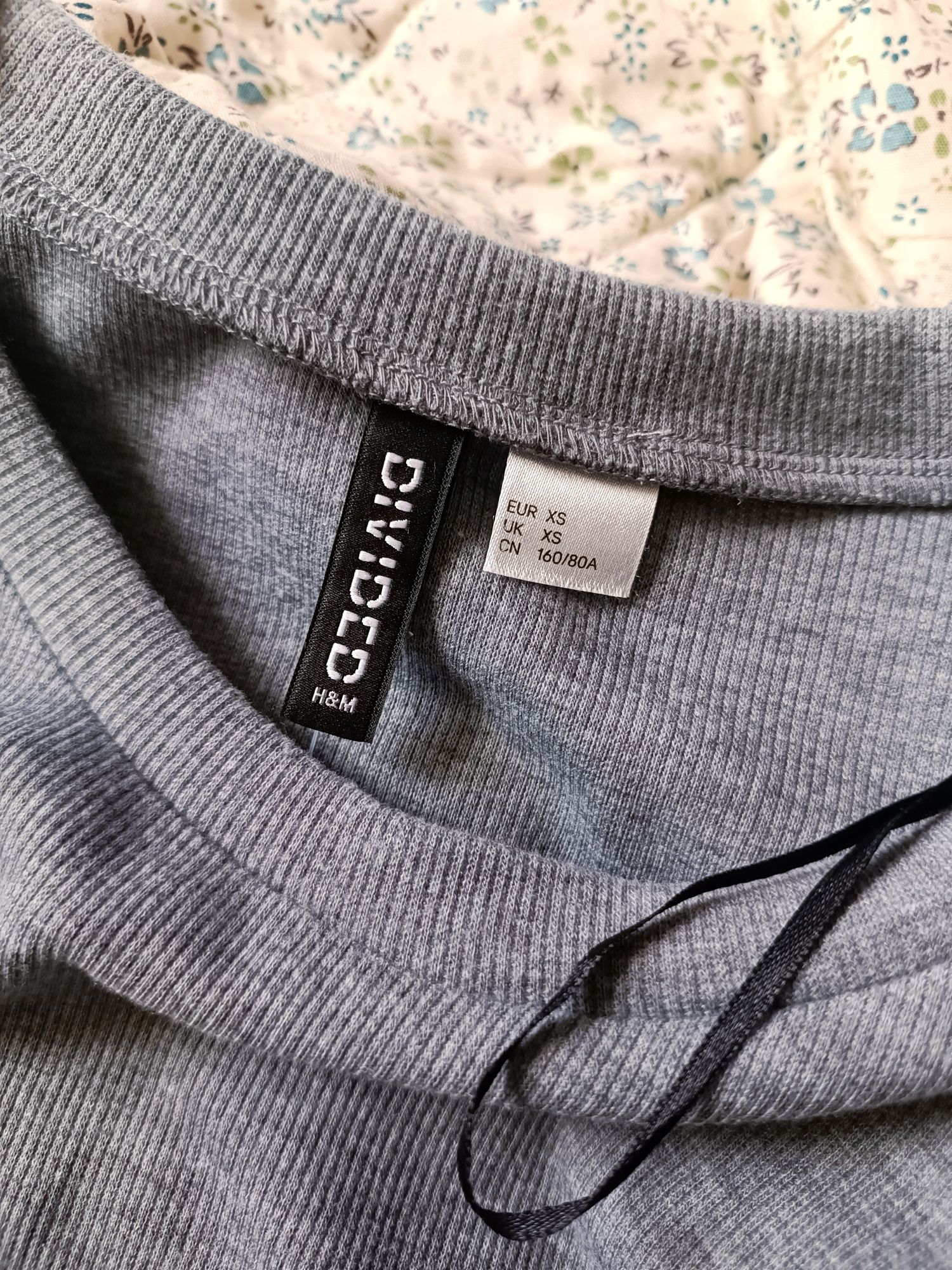 Sukienka prążkowana H&M