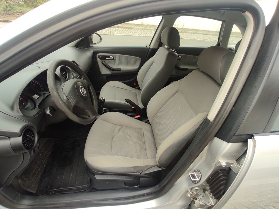 Ibiza 1.4tdi 5 lugares