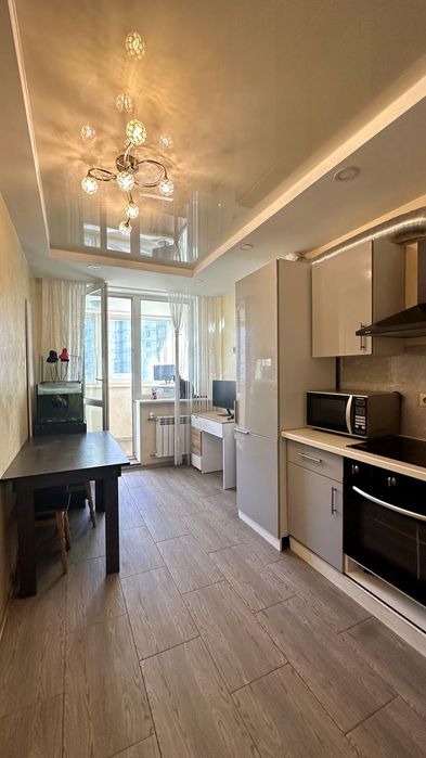 Затишна 2-кімнатна квартира з якісним ремонтом вул. Радунська 30