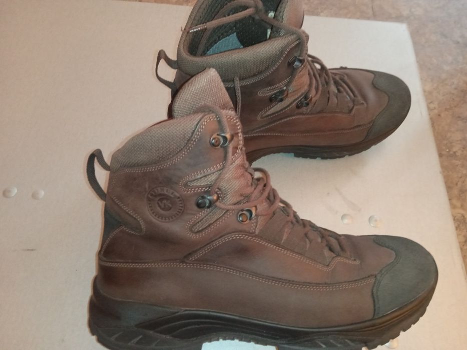 Ботинки туристические кожа 43 размер