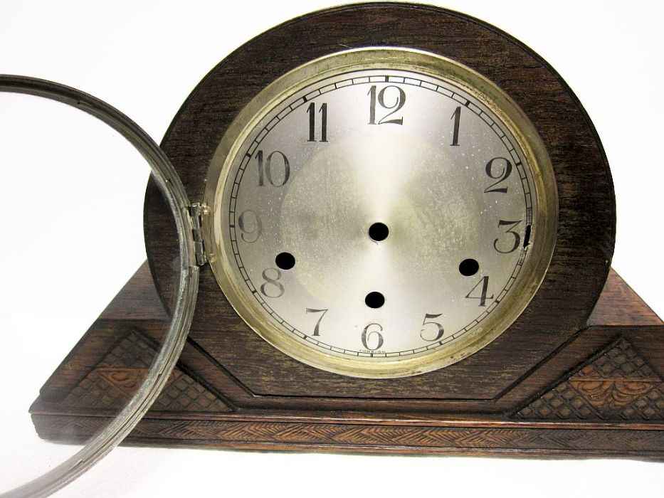 antiga caixa de relógio em madeira Arte Deco