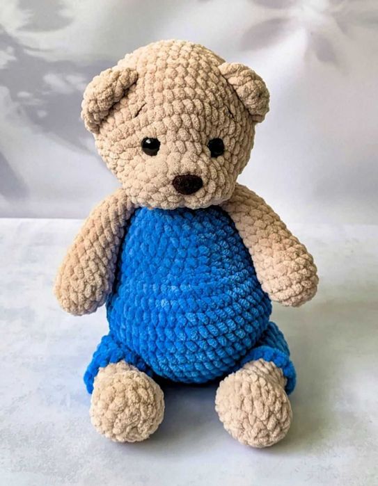 Мишка плюшевый вязаный, высотой 30 см, ручная работа