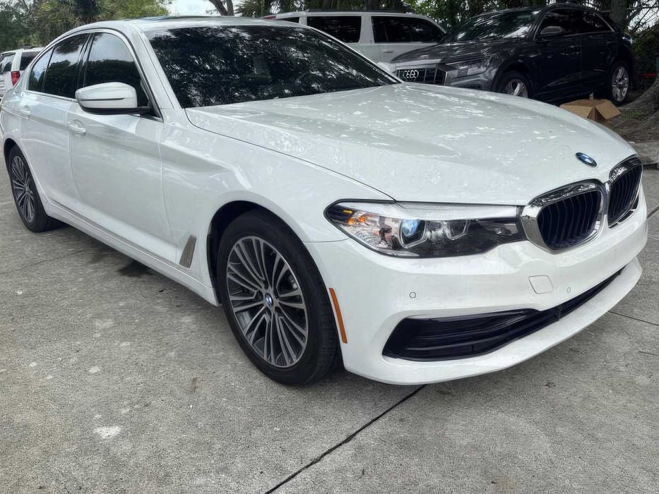 BMW 5 Series 530i      2019