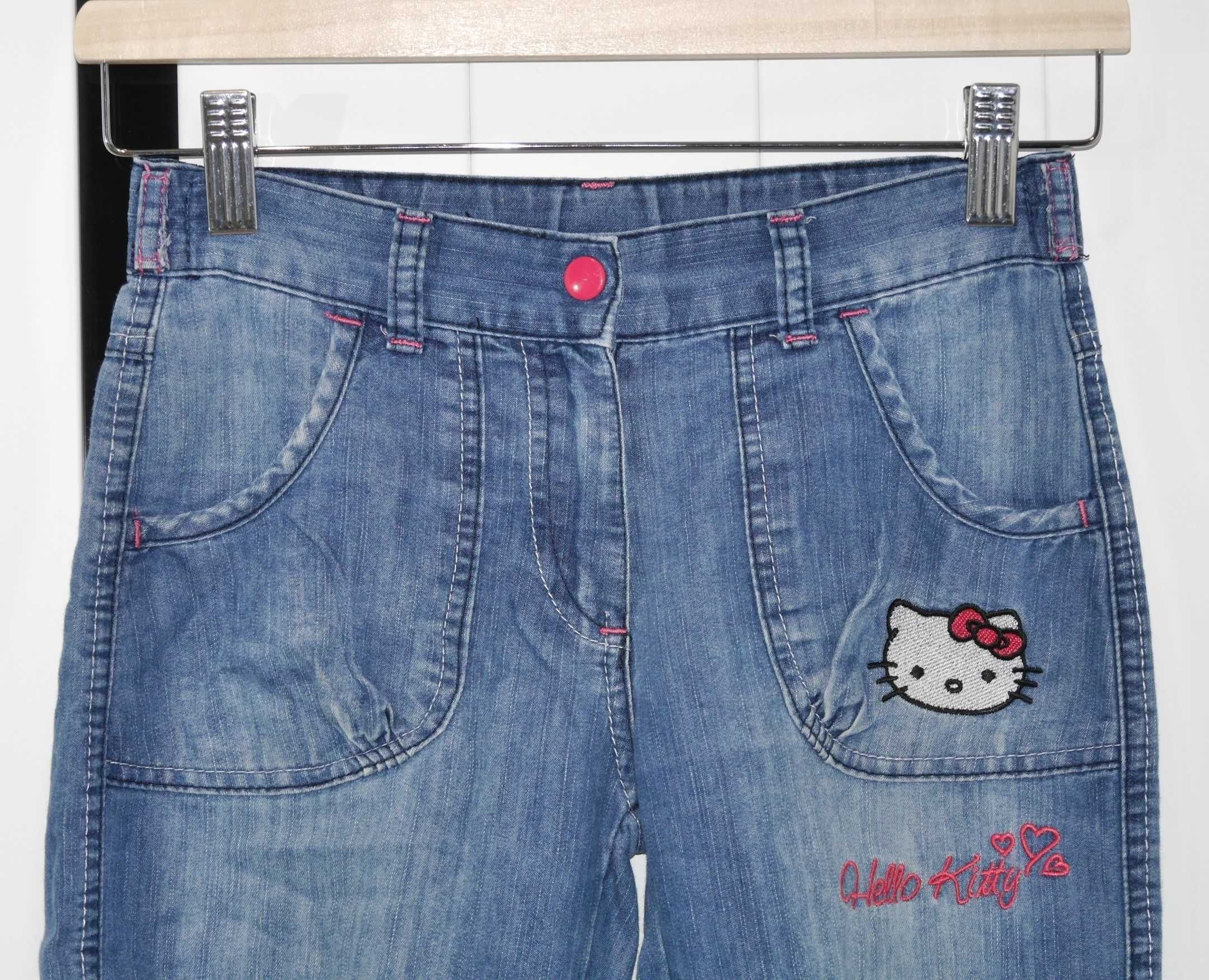 C&A Hello Kitty spodnie rybaczki pumpy 134