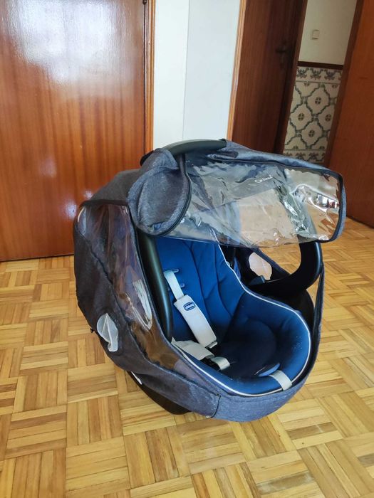 Trio Activ3 Chicco (carrinho + alcofa + ovo com Isofix)