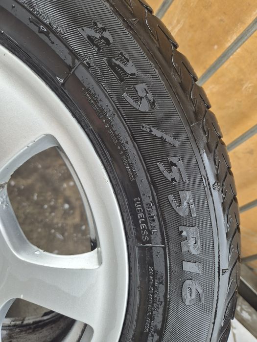 Felgi z oponami zimowymi do BMW r16