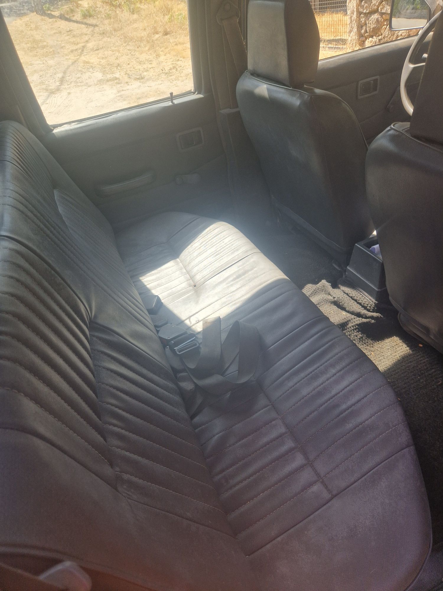 Carrinha nissan d21